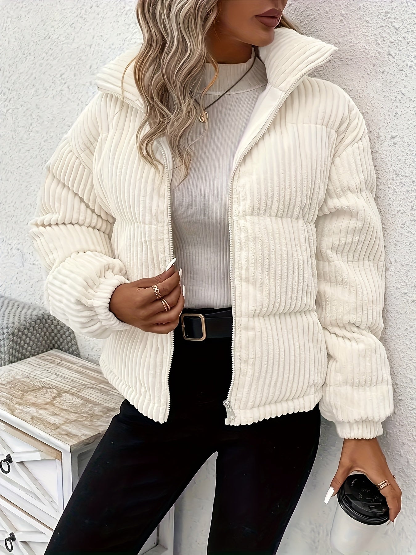 Women's White Jacket Winter Warm Short Short-Length Coat - Short-Waisted Collar & White -Like-Look (No) Trim, Hand Washable Outerwear for Casual &, Versatile Outer Layer for Dresses/Skirts