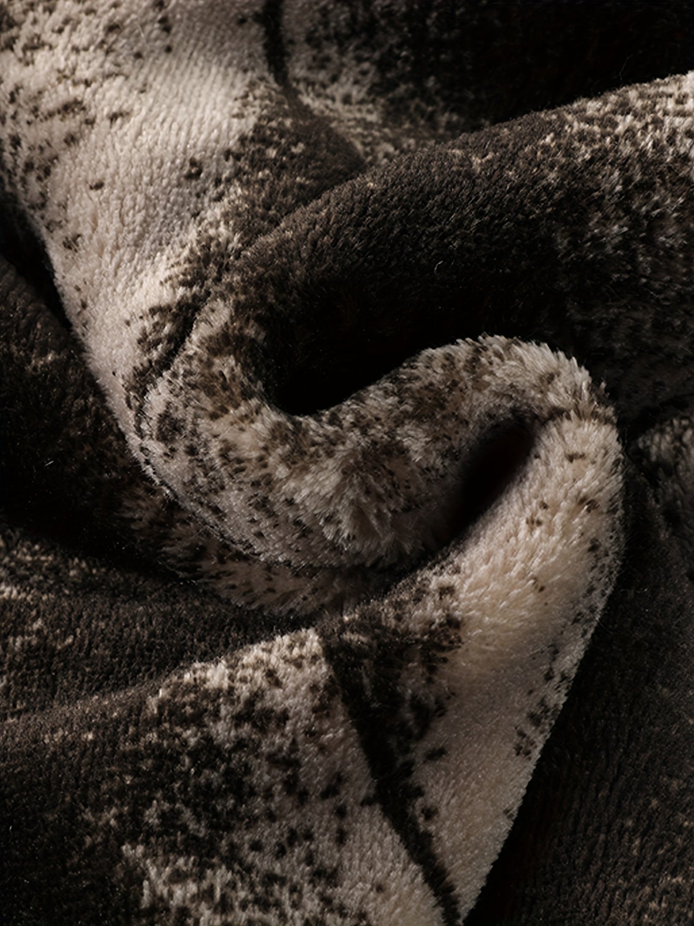 Men'S Winter Jacket with Full-Zip Closure, Hooded Insulated Coat - Bright Orange Cold Weather Outerwear, Zippered Pockets & Hood - Non-Stretch Fabric for Hiking, Commuting, Everyday - Fall/Winter Jacket for Adults, Outdoor Ac