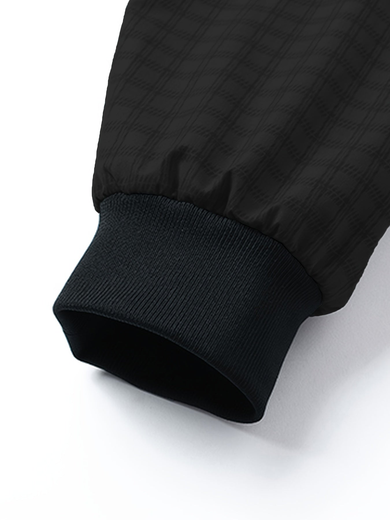 Men's Casual Outdoor Jacket - Spring/Fall Softshell Jacket with Checkered Pattern, Long Sleeves, and Zipper Closure