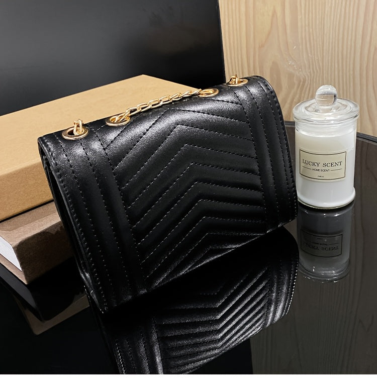 Women's Crossbody Bag, Quilted Purse with Sparkling Rhinestones in for Daily Casual Use