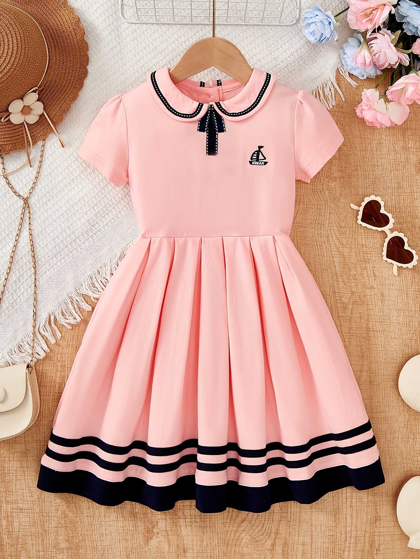 Girls' Summer Preppy Bow Dress with Sailor Collar and Pleated Skirt