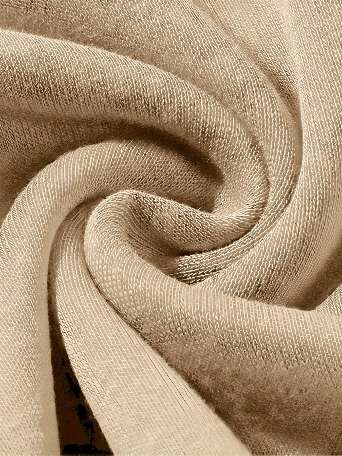 Men's White Christmas & New Year Oversized Sweatshirt - Long Loose Fit Casual Sweater with Pocket, Red Polka Santa Hat & Holly Berry Logo, Pink Heart Accent - Holiday Party Winter Wear (Machine Washable)