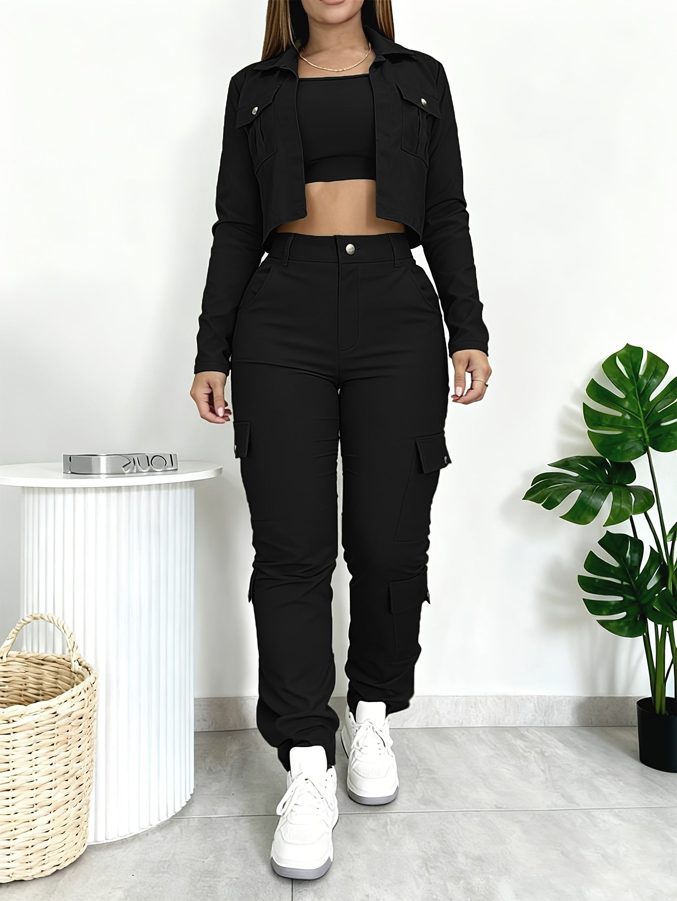 Versatile Multi-pocket Casual Workwear-style Fitted V-neck Cropped Shirt and American-style Wide-leg Pants Set, Women's 2pcs Suit