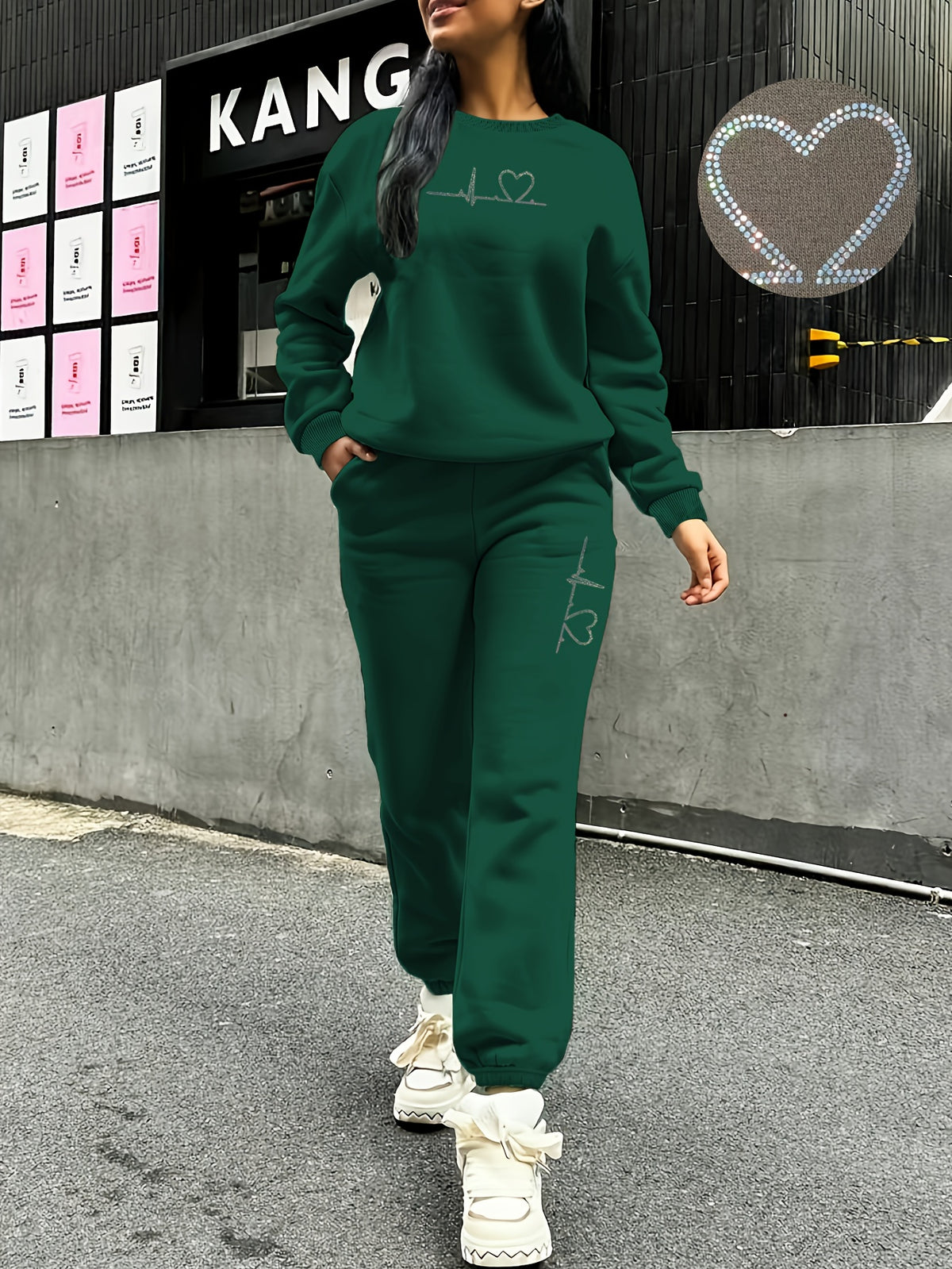 Women's Fleece Sweatsuit Set with Heart Print for Fall/Winter - ayq