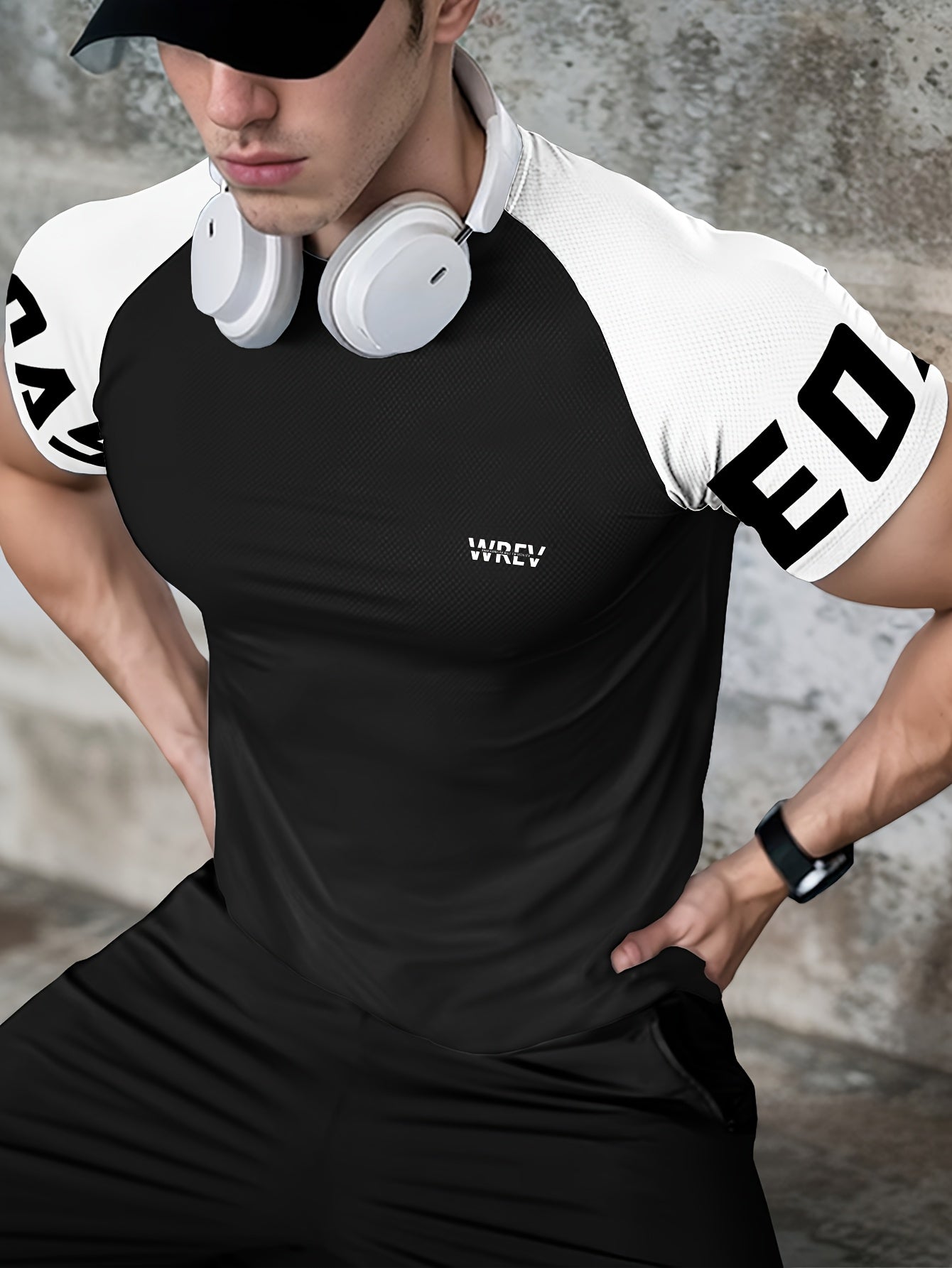 Men's Quick-Dry Breathable Mesh Sports T-Shirt - Summer Gym Workout Top with Contrast Black  White Sleeves  for Man Letter Print, Slim Fit for Running Training Casual Wear, Breathable Running Gear   Sporty Casual Tee   Mesh