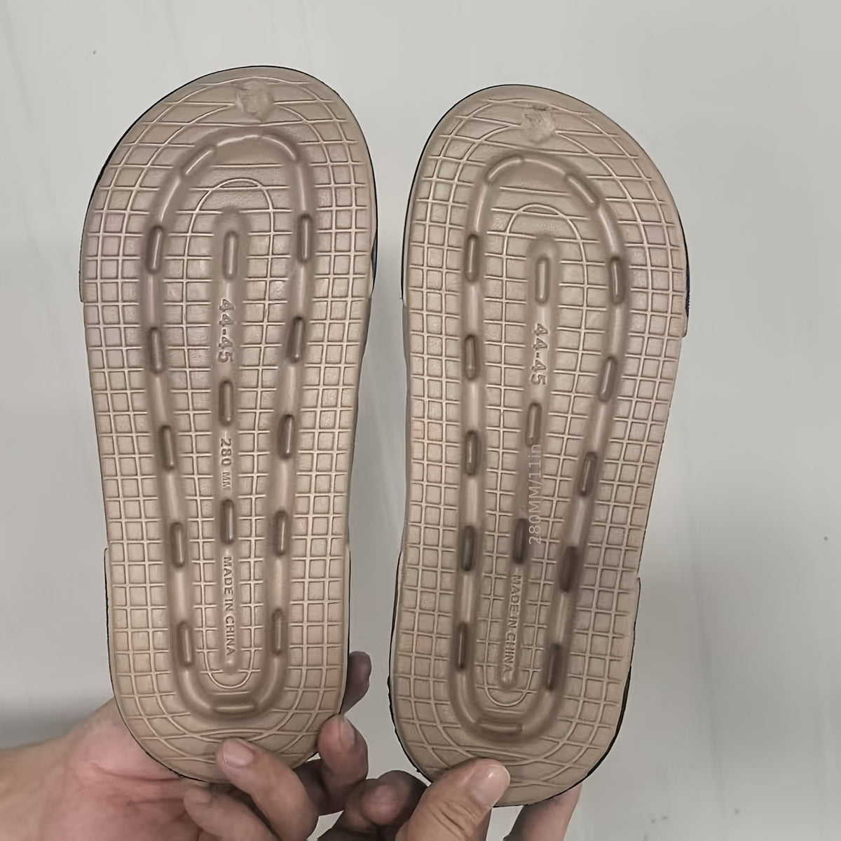 Vintage Wide-Fit EVA Slip-On Slippers for Indoor & Casual Use
