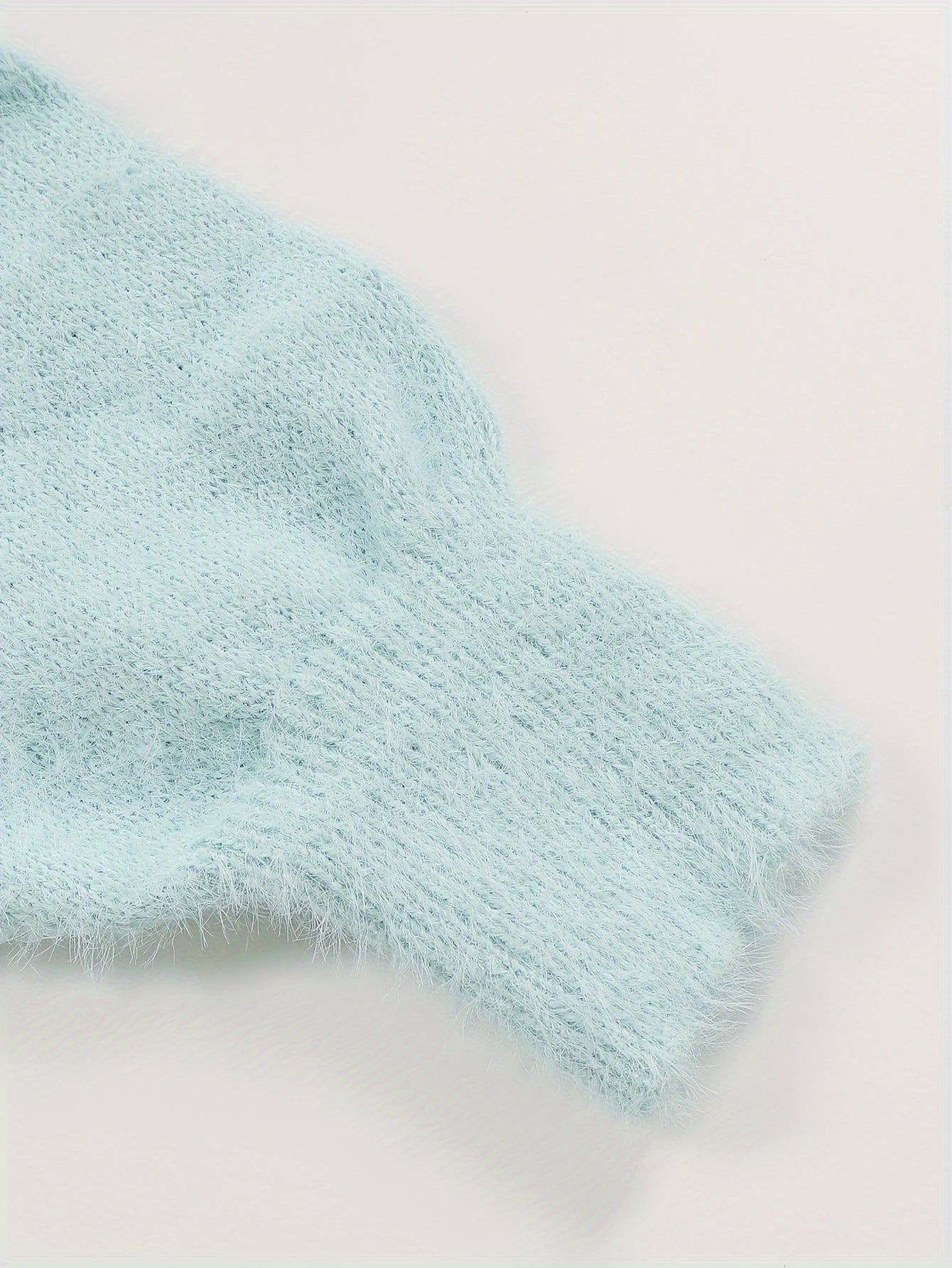 Plus Size - Women'S Cozy Yellow V-Neck Sweater with Pearl Buttons & Fleece-Lined Cuffs - Asymmetrical Hem, Geometric Pattern, Casual Winter Pullover for Casual Attire, Winter Apparel | Vneck Sweater | Pearl Button Details, Sw