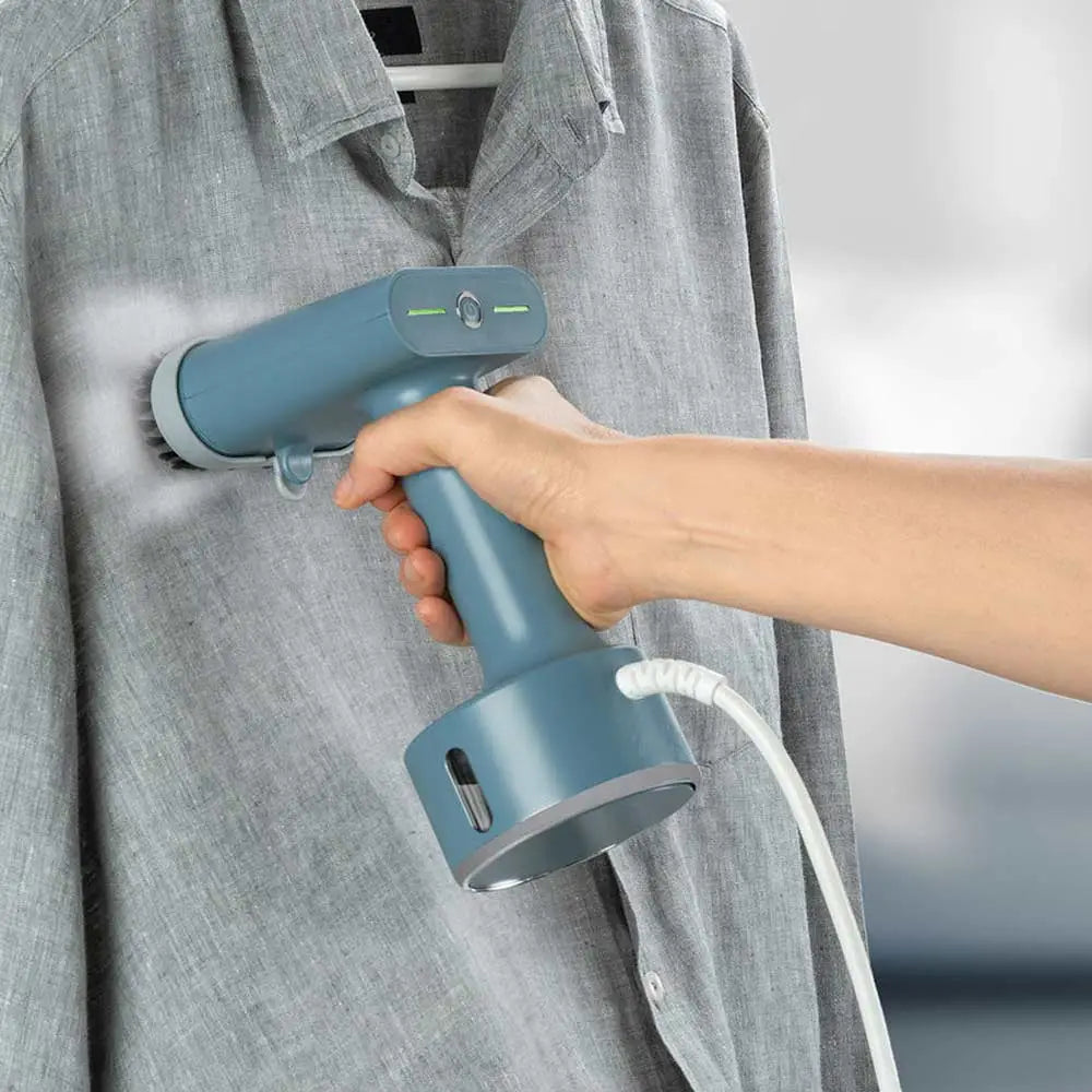 Taurus GST1600 Steam Iron - Lightweight and Efficient