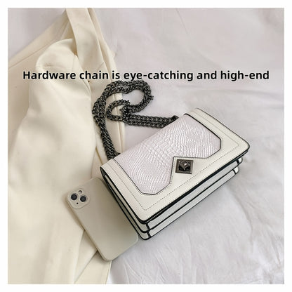 Cross Border Bag Shoulder Bag 2024 New Simple and Fashionable Snake Skin Pattern Single Crossbody Retro Wine God Single Shoulder Bag