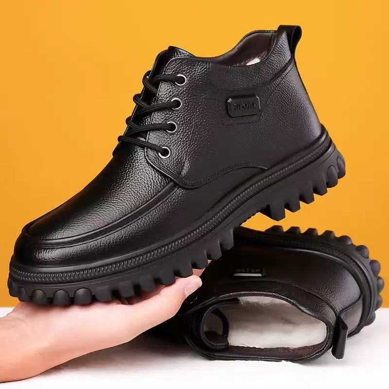 Men's Latest Outdoor Warm Snow Boots Ideal for Chilly and Snowy Weather