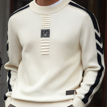 This Thick, Round-Neck Long-Sleeve Sweater for Men Features a Soft And Comfortable Design with Stylish Striped Edges, Perfect for Outdoor Gatherings And Everyday Wear, And Can Be Layered