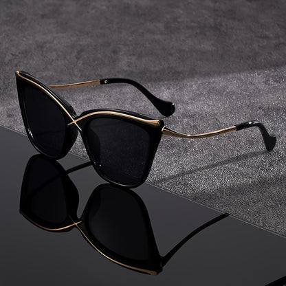 Retro Cat-Eye Decorative Glasses for Stylish Looks