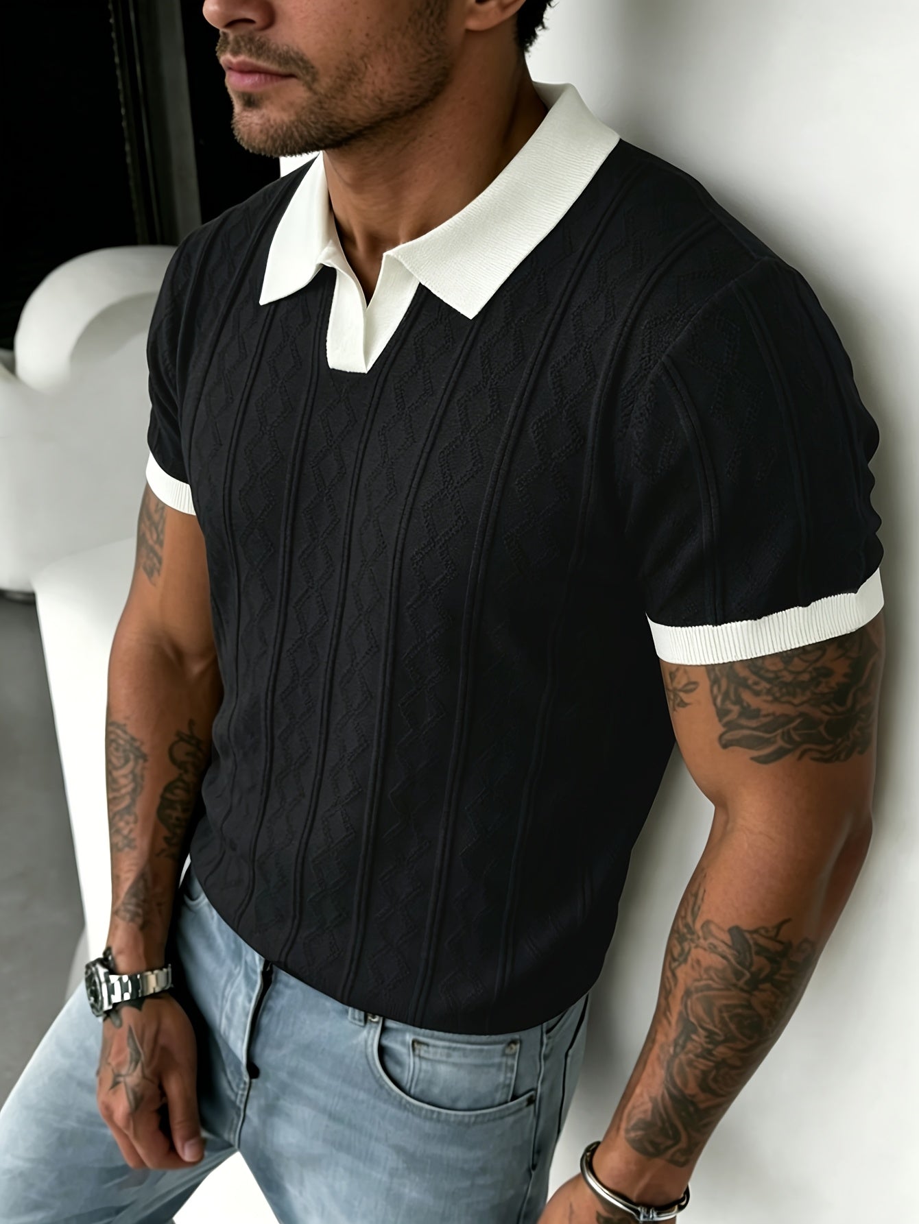 Men's Jacquard Knit Short Sleeve Polo with Contrast Collar