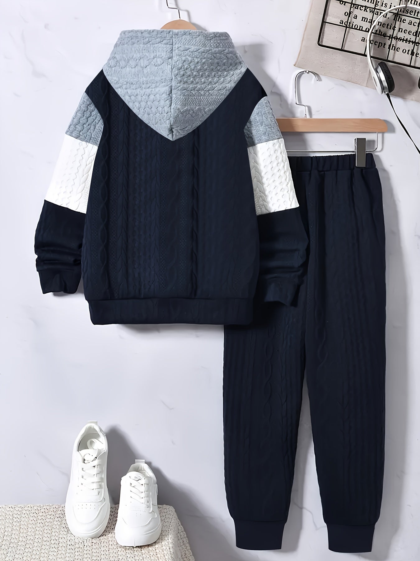 Youth 's Fashion Thickened Jacquard Fabric Grey White Navy Contrast Stitched Hoodie Sweatshirt + Comfortable Drawstring Casual Pants Two-Piece Set, Perfect for Outdoor Activities, Perfect for Outdoor