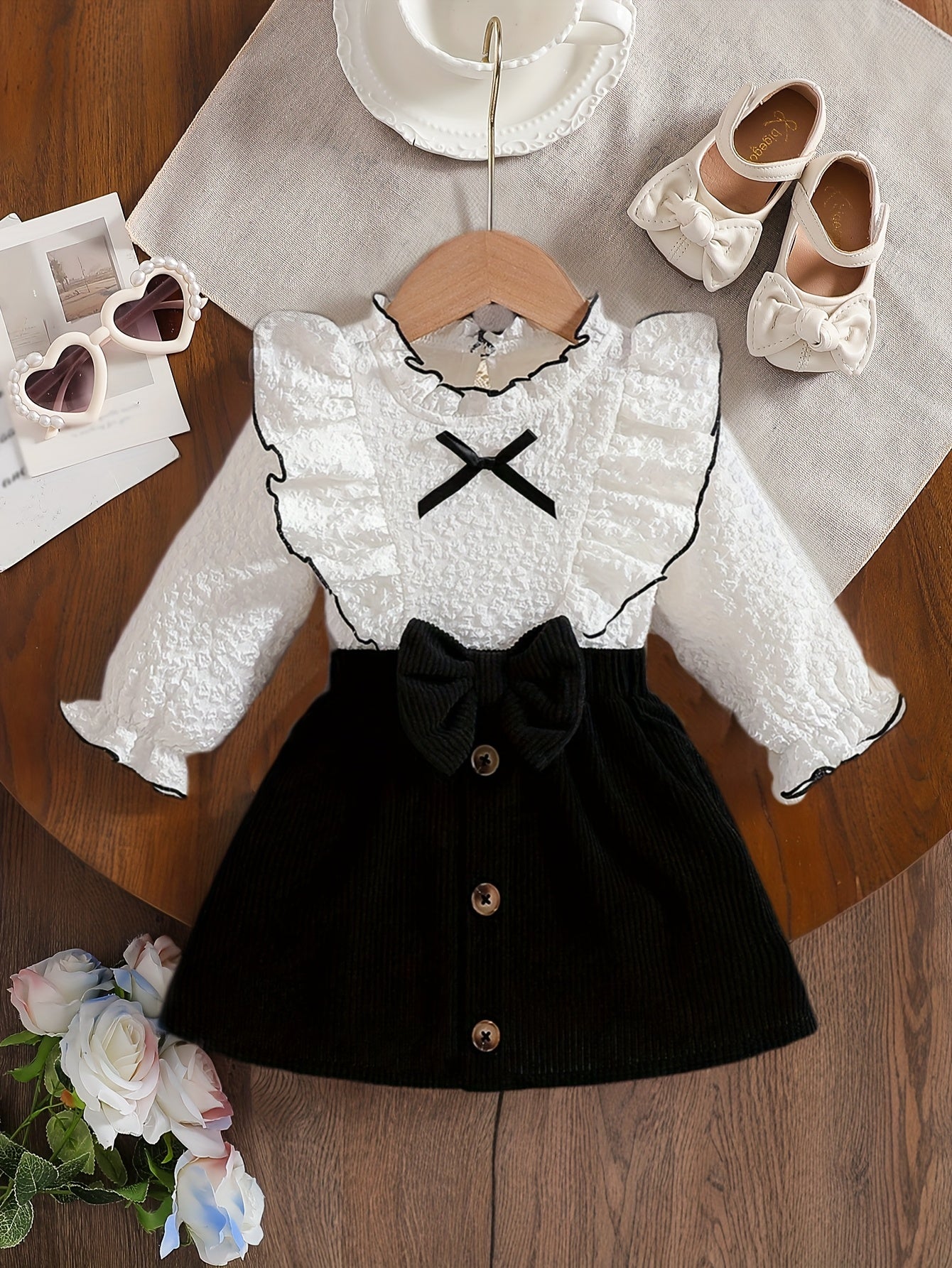 Cute Baby Girls' Two-Piece Bow Tie Long Sleeve Set for Spring/Fall