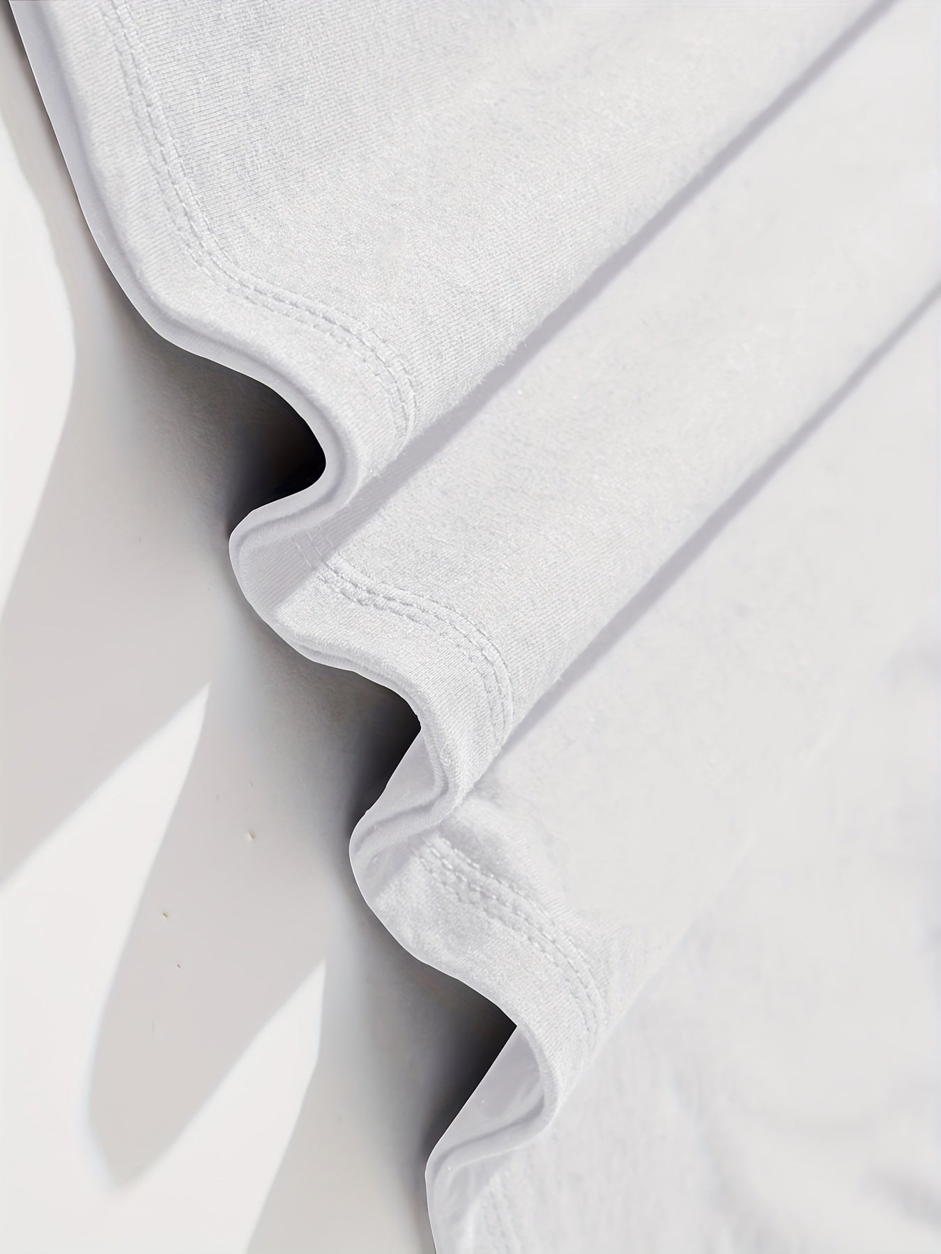 Men'S Happy New Year Graphic T-Shirt - Casual Long Sleeve Crew Neck, White with Black Lettering & Festive Design, Loose Fit for Spring/Fall, Perfect for Casual Attire, Festive Clothing | Festive Graphic Tee | Comfortable Fit