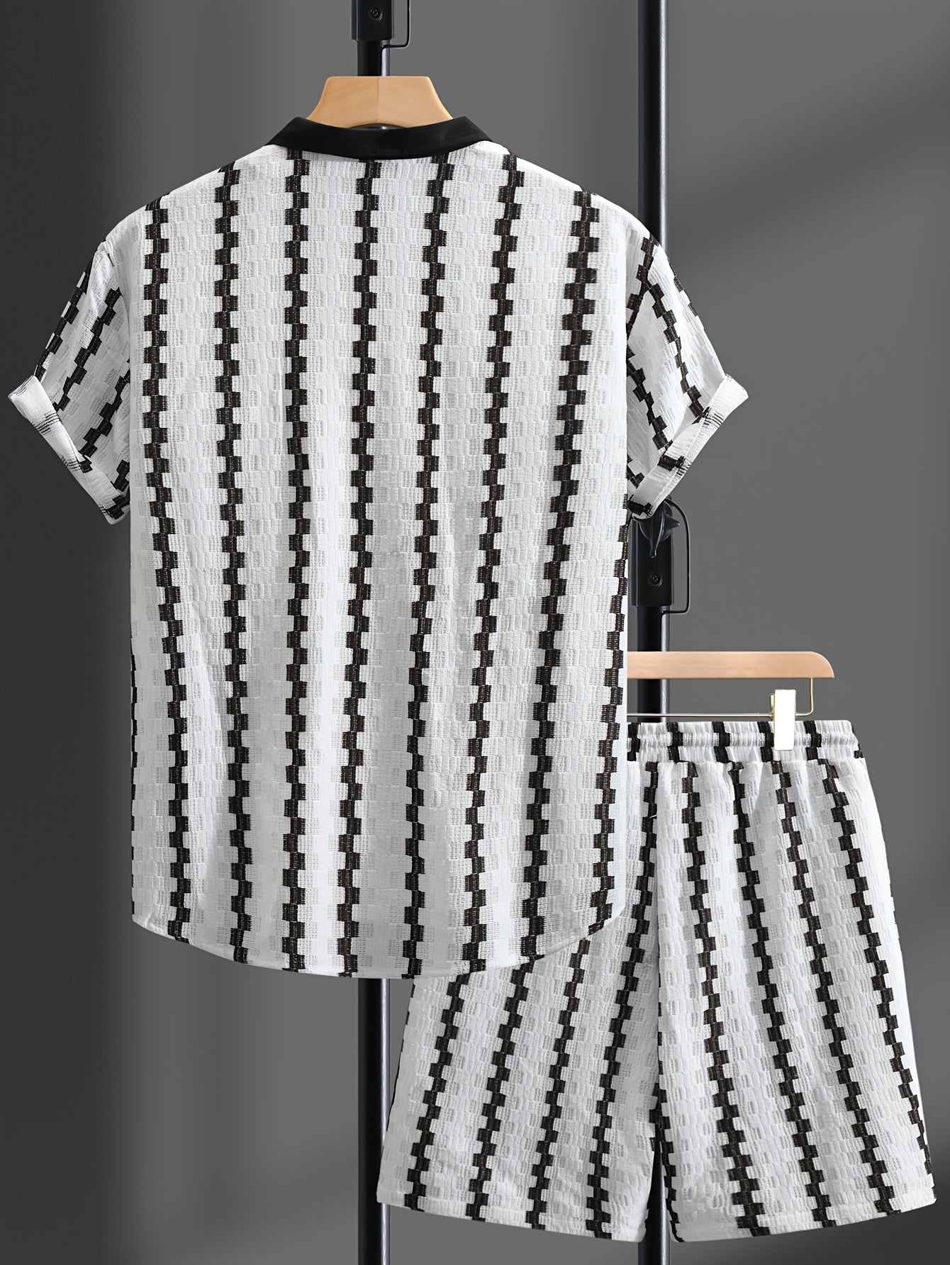 Men's Summer Casual 2-Piece Set with Color Block Shirt & Shorts