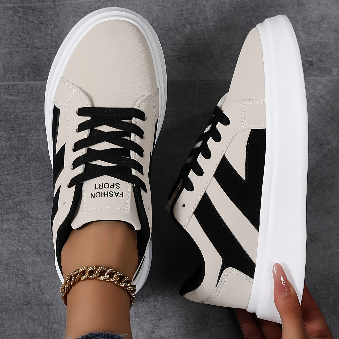 Men'S Casual Sports Shoes Low Top EVA Sole Round Toe Lace Up Microfiber Synthetic Upper Fabric Inner Material for Hiking, Outdoor, Daily Wear