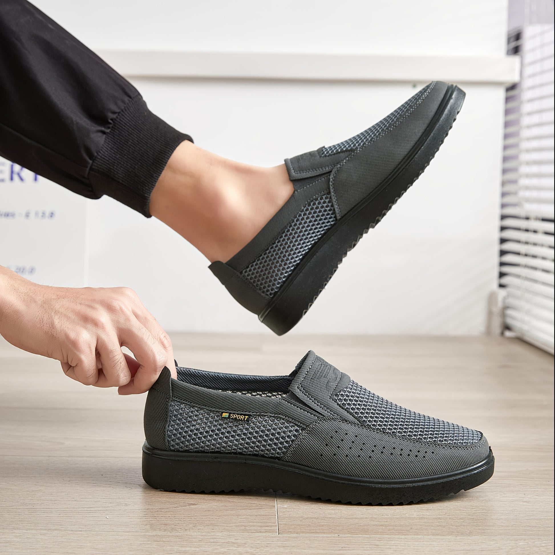 Men's Breathable Slip-On Casual Large Size Sneakers - ayq