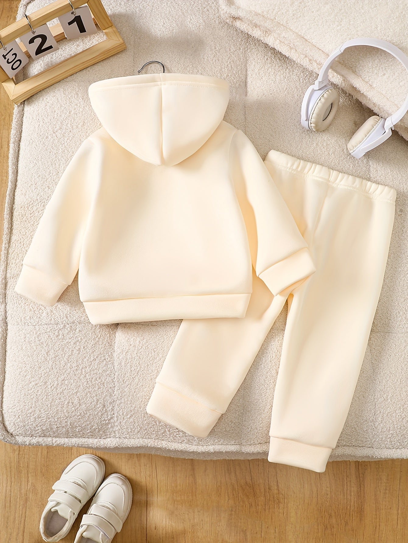 Baby Girl Fall Winter Hooded Fleece Sweatshirt and Pants Set