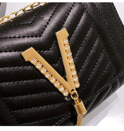 Women's Crossbody Bag, Quilted Purse with Sparkling Rhinestones in for Daily Casual Use