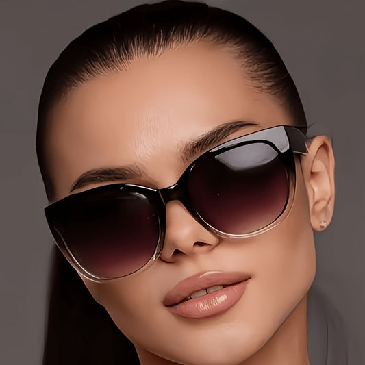 Trendy Cat-Eye Sunglasses for Women with Oversized Gradient Frame