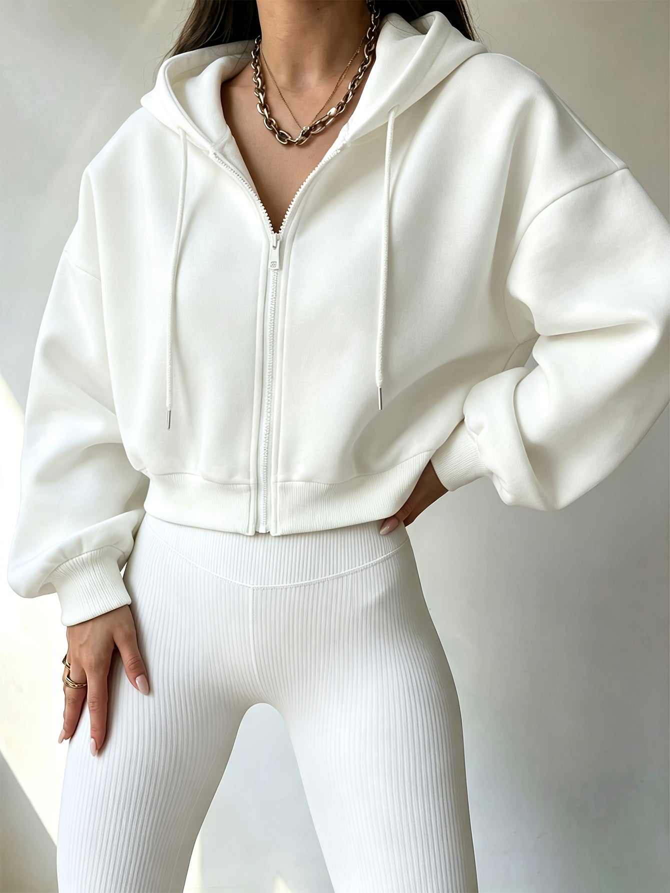 Women’s Short Hooded Zipper Sweatshirt with Geometric Print