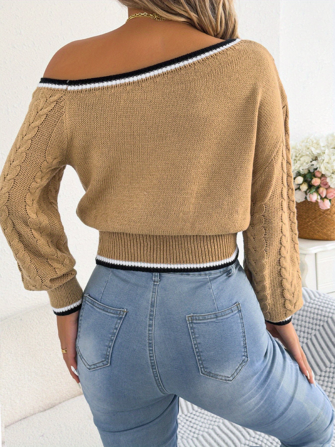 Autumn and Winter Casual Vacation Off-Shoulder Long Sleeve Pullover Sweater with Waist Cinching Striped Cable Stitch Women's Cardigan