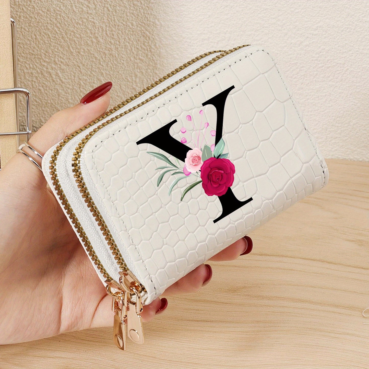 Minimalist Women'S Short Wallet Featuring a Double Zipper Design, with a Crocodile A-Z Letter Pattern. This Stylish Handbag Also Serves As a Fashionable Coin Wallet, Perfect for Travel, Back-To-School, Or Parties.