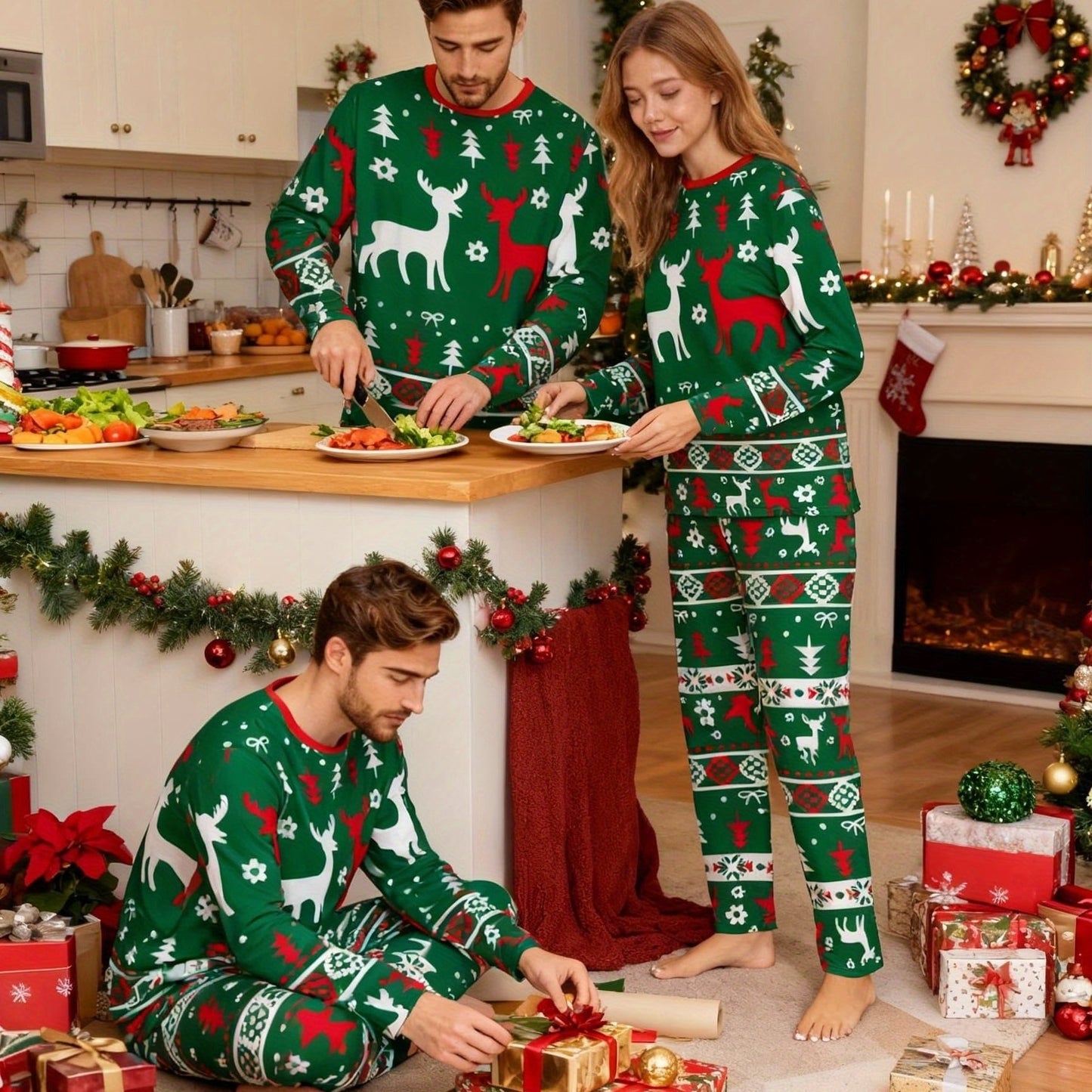 [MEN/WOMEN] Couple Style Christmas Pajamas Loungewear, New Year Gift Christmas Reindeer Print Top with Striped Pants, Long Sleeve Long Pants Pajama Set for Men or Women, Holiday Loungewear Set