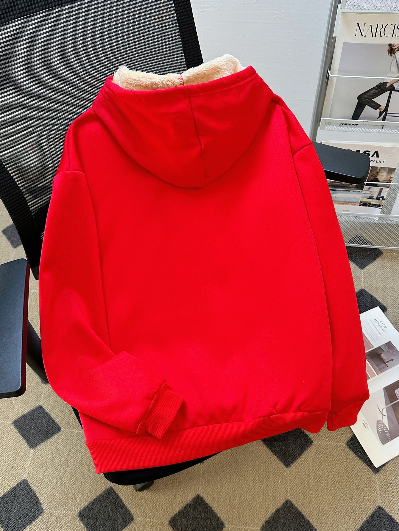 Women'S Plus Size Winter Warm Hooded Sweatshirt with Merry Christmas & Happy New Year Print - Thick Fleece-Lined Oversized Pullover, Cozy Casual Sweater for Christmas, Halloween Gifts, Christmas Sweatshirt, Festive Clothing,