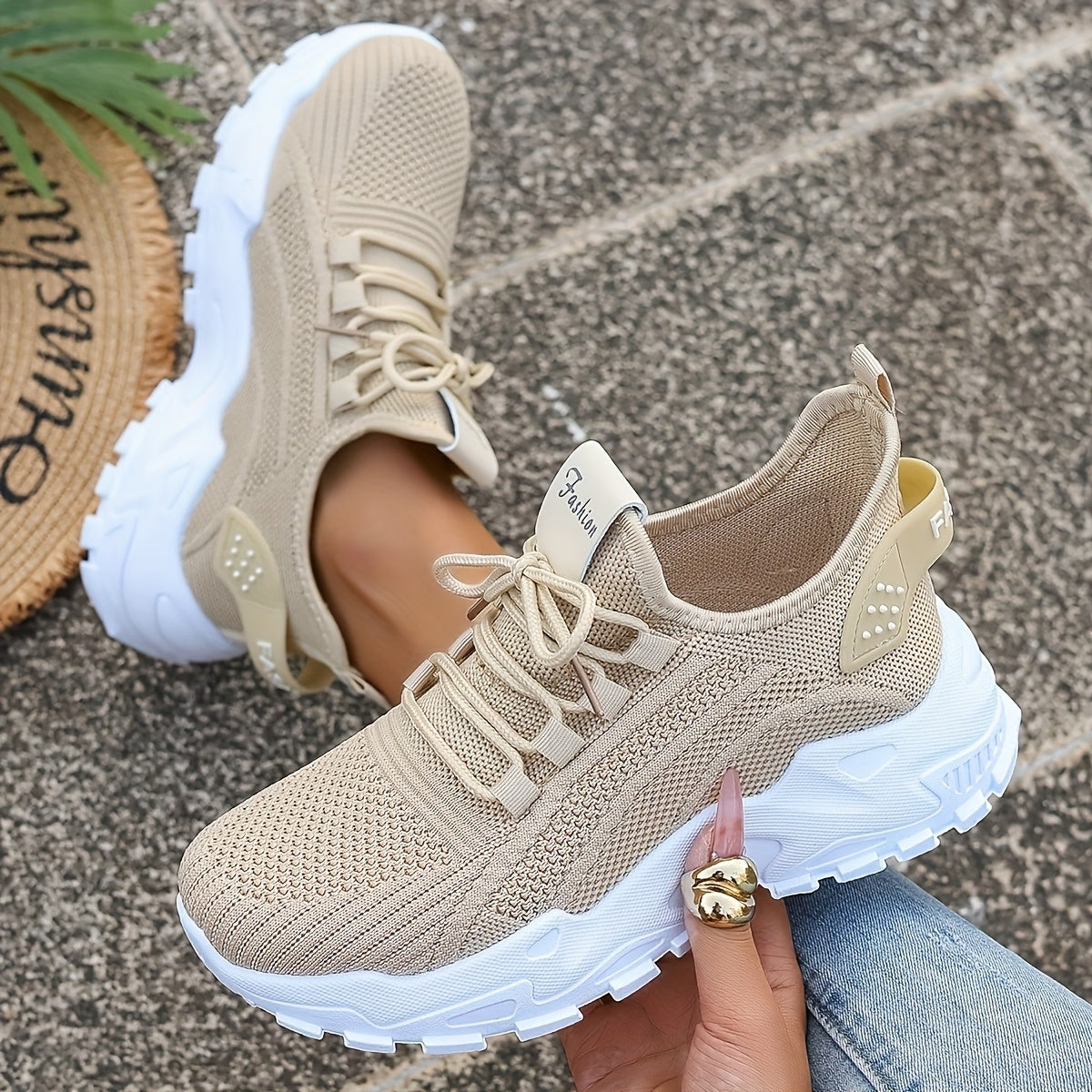 Lightweight Breathable Knitted Slip-On Sneakers for All Seasons