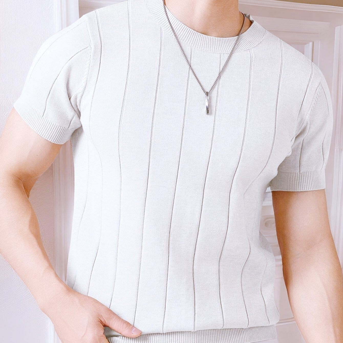 New Summer Short-Sleeve Knitted Men's Light Luxury Crew Neck Slim Fit Business Cool Y T-Shirt, Lightweight, Breathable, Versatile, Stretchy, Slim Fit Top for Men - ayq