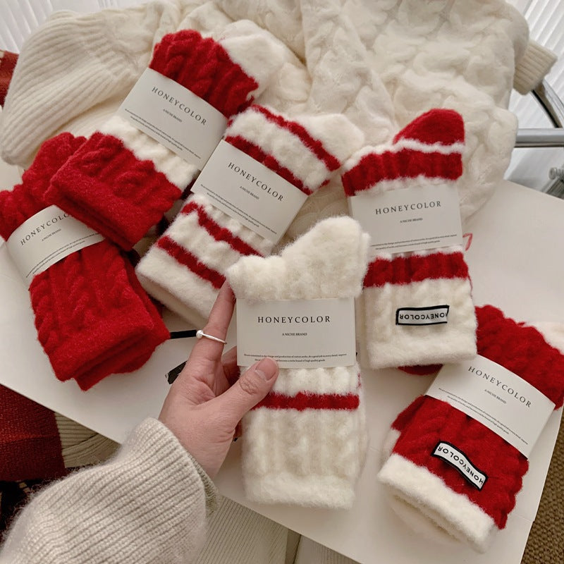 5-Pack Fashion Trendy Striped Design Festive Red New Year Floor Socks, New Autumn/Winter Style, Comfortable Soft Thickened Warm Casual Sports Outdoor Versatile Women's Terrycloth Socks,  Winter Socks, Festive Socks, Stylish S