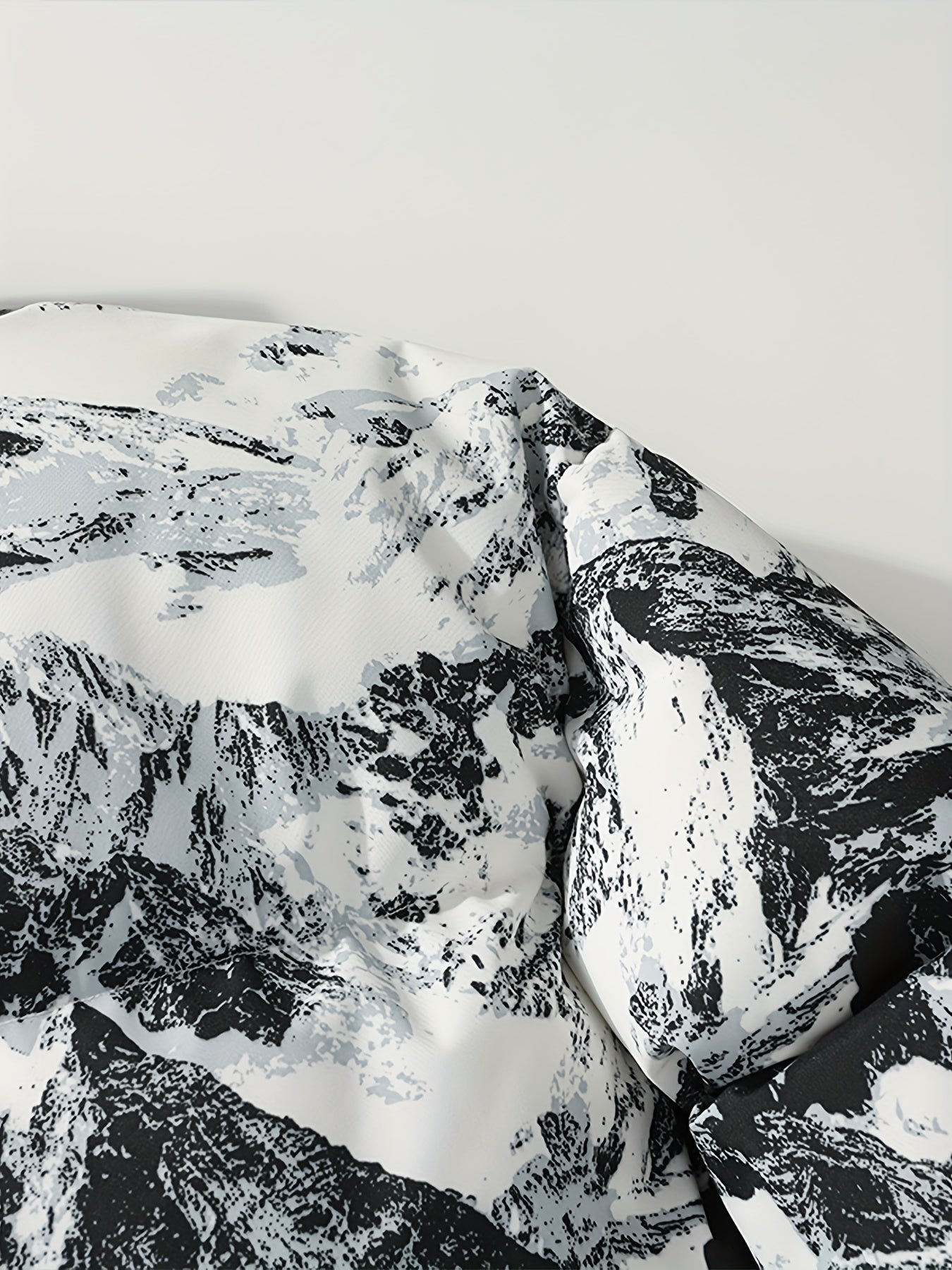 Men's Winter Mountain Camo Hooded Jacket with Insulating Polyester Fill - Stand Collar & Zippered Pockets, Machine Washable Outdoor Coat for Hiking, Camping, Casual Wear - White/Black/Gray (Regular Fit) by Ocean Muai Xing