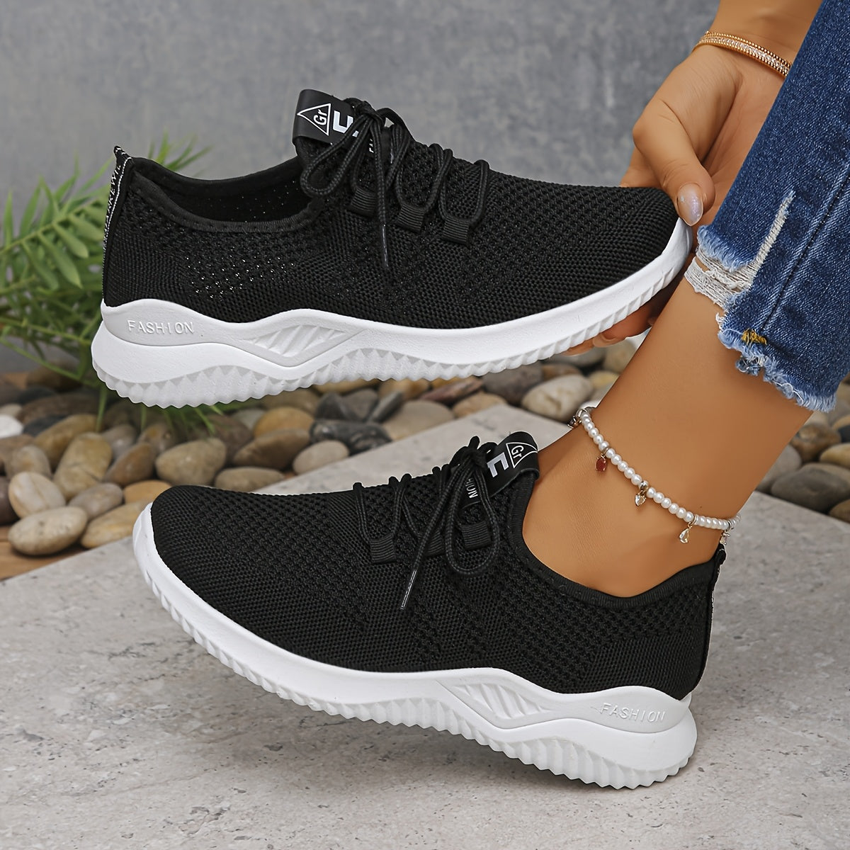Women's Breathable Mesh Running Shoes Lightweight Wide Fit