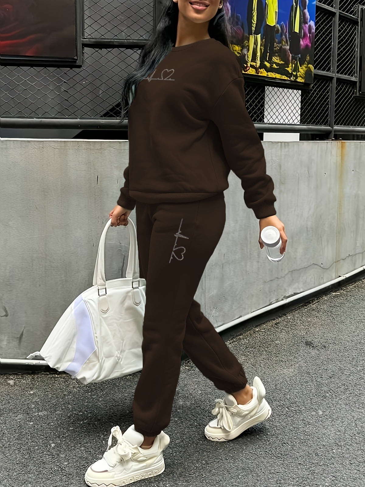 Women's Fleece Sweatsuit Set with Heart Print for Fall/Winter - ayq