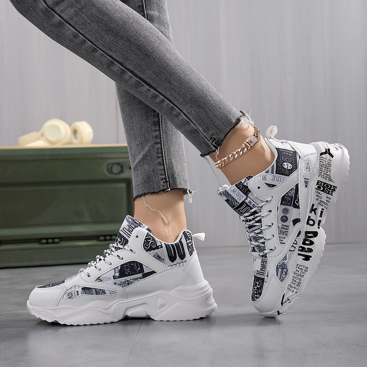 Women's Lightweight Running Shoes - Cushioned Stability Gym Sneakers with Arch Support, Breathable Fabric/PU Upper - All-Season Walking Shoes for Training, Everyday  Formal Events - White  Black Athletic Footwear, Comfortab