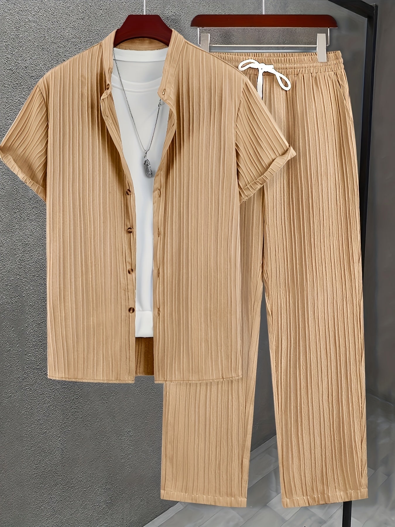 Men's New Trendy Textured Wave Stripe Short Sleeve Long Pants Casual Suit