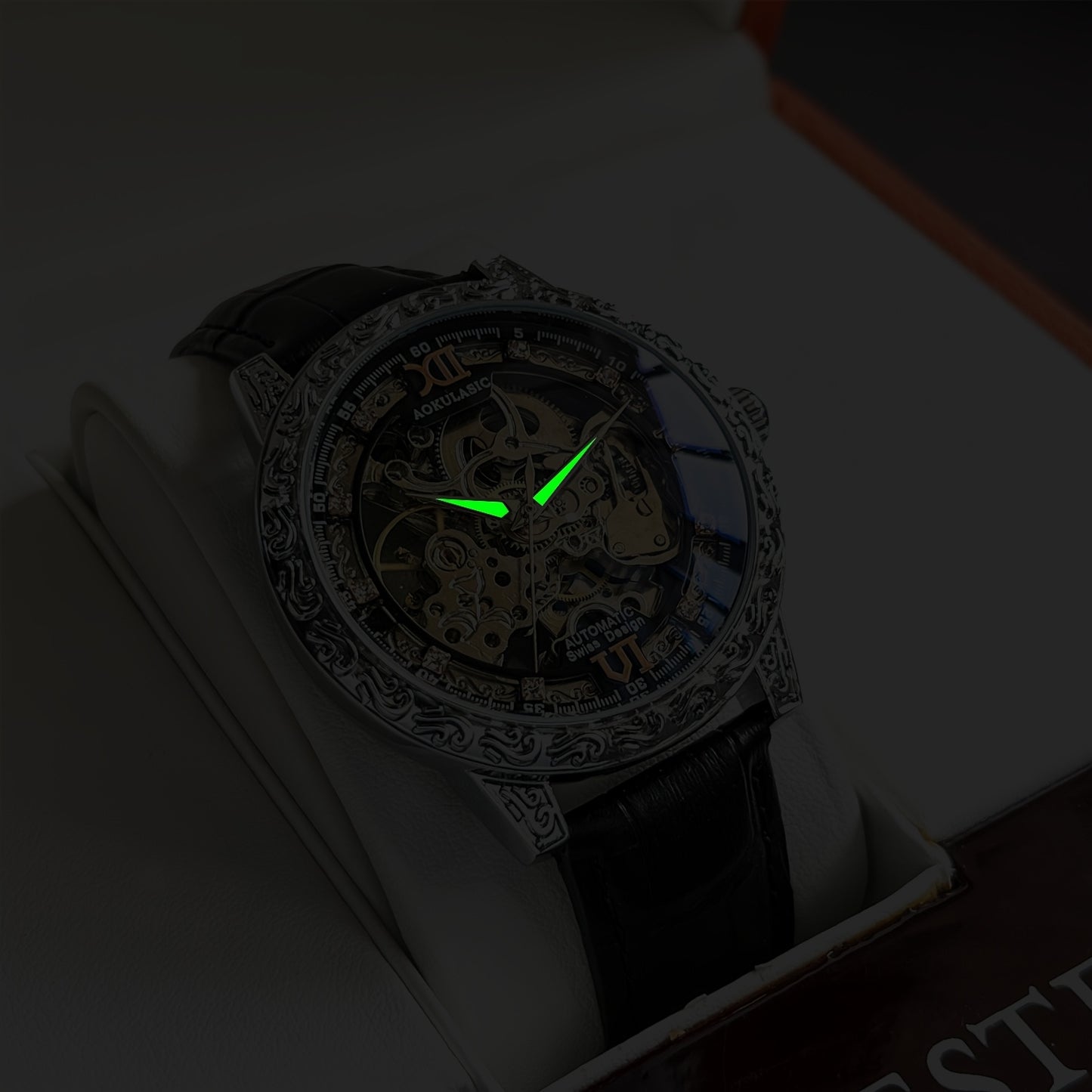 Vintage Hollow Carved Automatic Mechanical Men'S Watch, Fashionable Luxury Men'S Watch, High-end Thickened Mechanical Style Hip-Hop Party Wristwatch, Without Battery