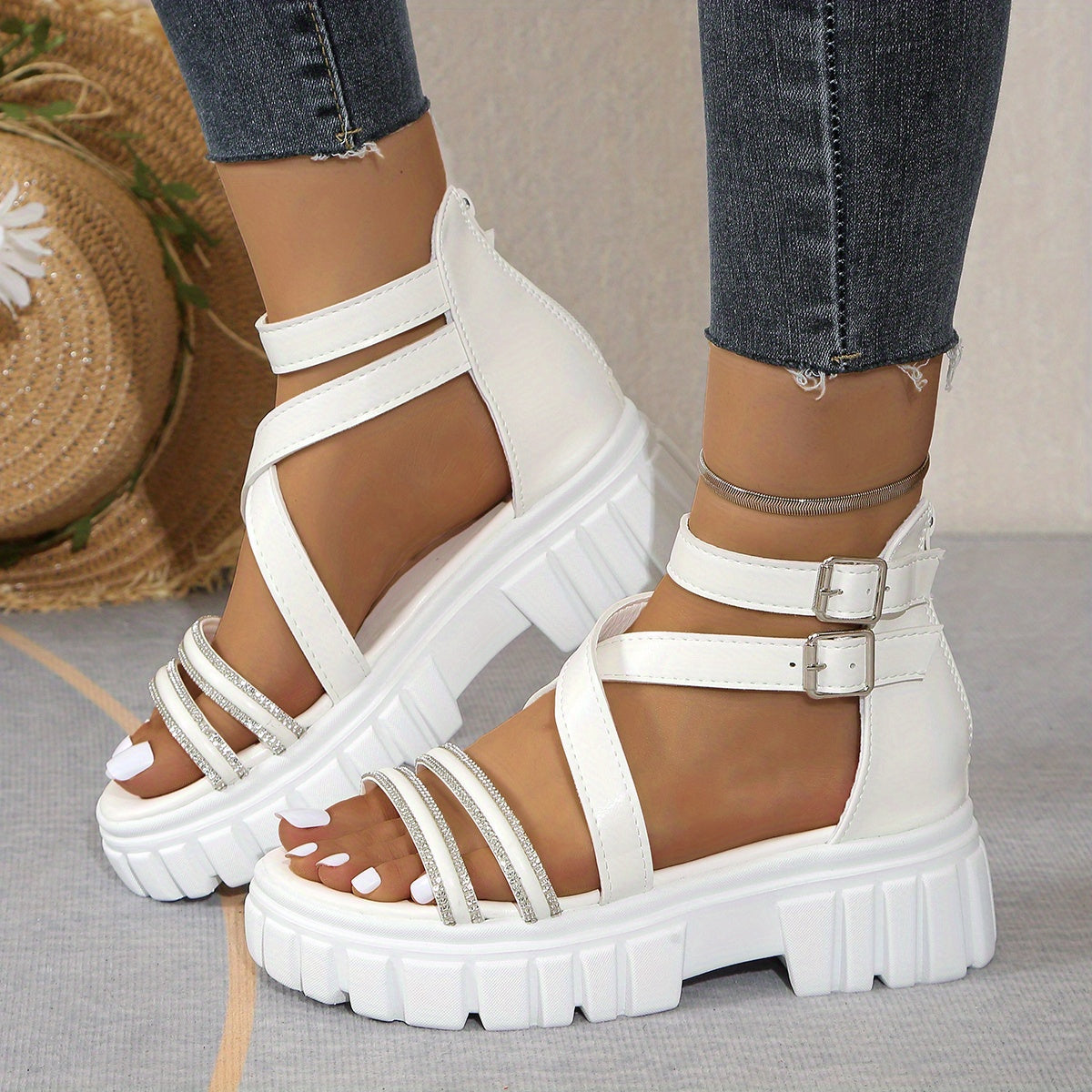 Women'S Summer Chunky Platform Sandals - Open-Toe Design with Adjustable Buckle Straps, White Faux Cover  Thick TPR Sole for Beach, Casual  Everyday Wear, Strappy Sandals, Beach Footwear, Stylish Footwear, Durable Footwear