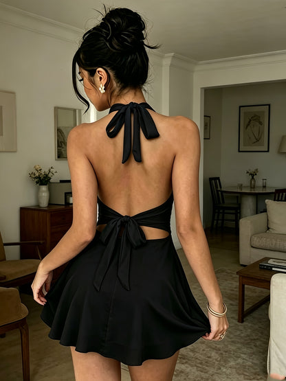 Elegant Women's V-Neck Backless Bodycon Pleated Mini Dress