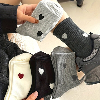 5 Pairs Elegant Heart Pattern Mid-Calf Socks for Couples