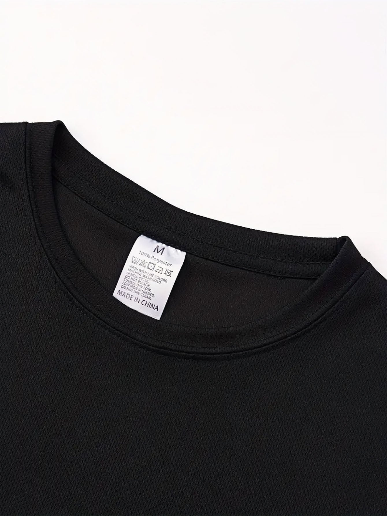 Men'S 2026 Happy New Year Santa Claus Graphic T-Shirt - Breathable Summer Casual Tee with Golden & Red Print, Regular Fit Round Neck Short Sleeve, Festive Clothing, Comfortable Fit, Holiday Shoppers