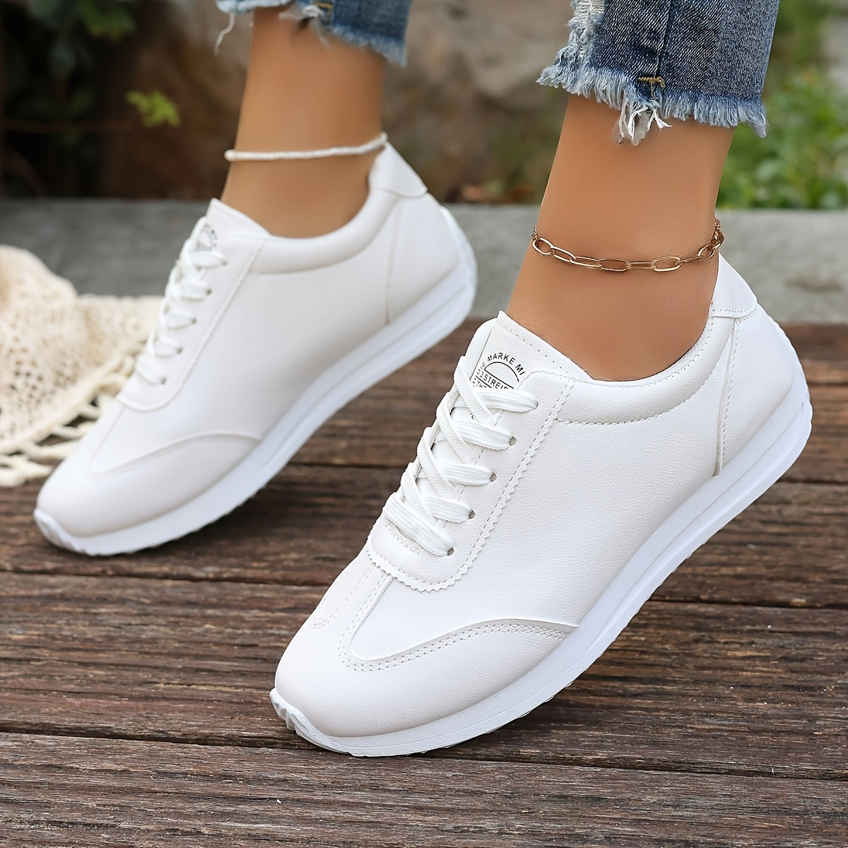 Women's Low-Top Sporty Sneakers with EVA Cushioned Sole