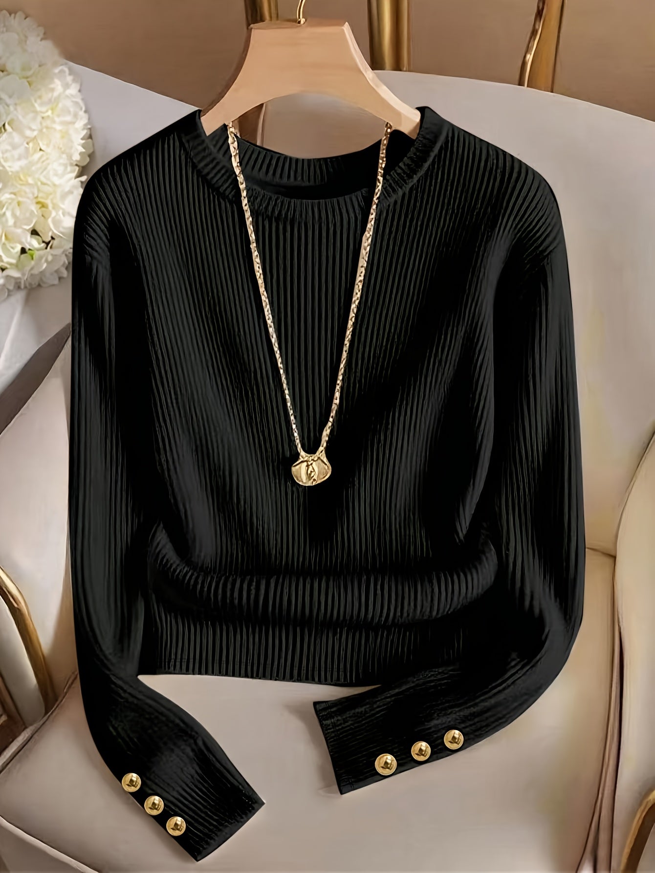 Elegant Ladies' Solid Color T-Shirt for Spring and Fall