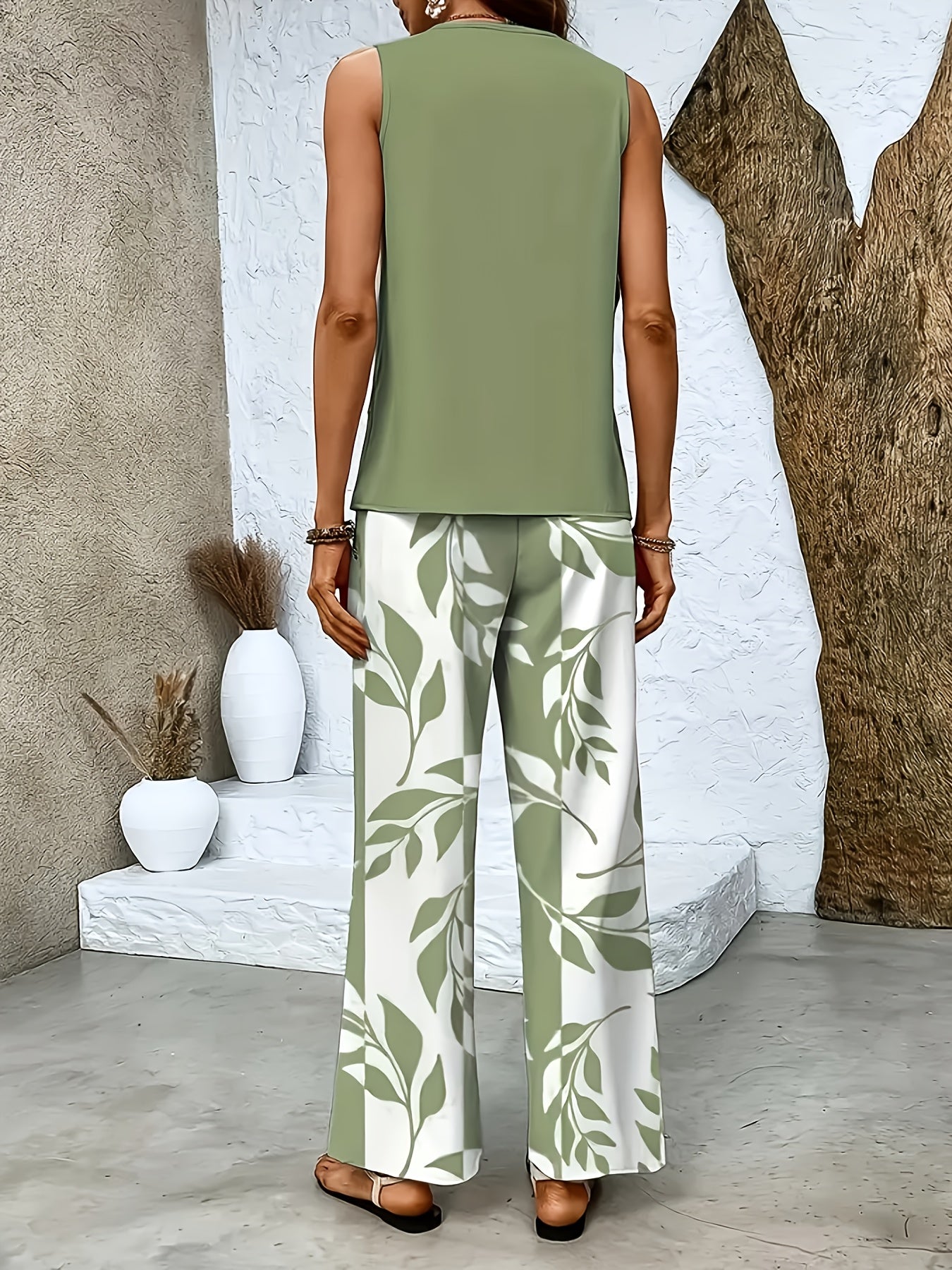 Elegant Sleeveless Cardigan and Floral Pants Set for Spring