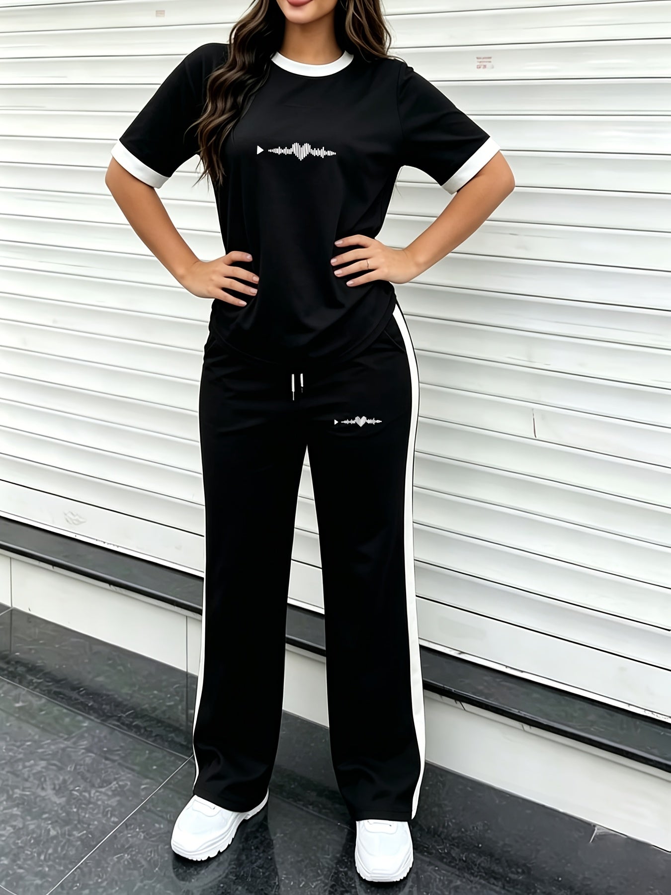 Women's Casual 2-Piece Set with ECG Print - Loose Fit Jogger Outfit