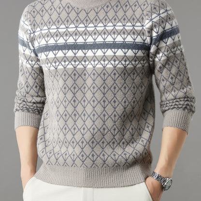 New Autumn And Winter Men'S Stylish Sweater, Versatile for Outerwear Or Layering, Made of High-Quality Thick Knit