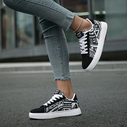 Women's Casual Skate Shoes Geometric Pattern Random Print Versatile, Lightweight Anti-Slip Outdoor Sports Daily Wear Walking Sneakers